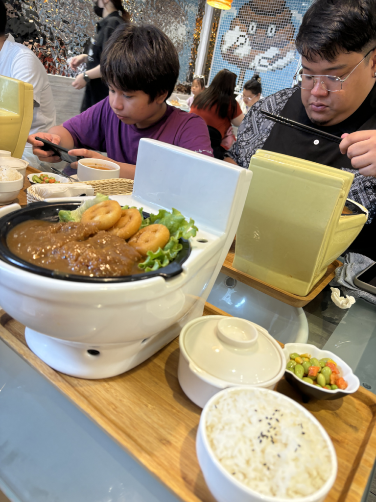 Modern Toilet Restaurant Pork chop Curry